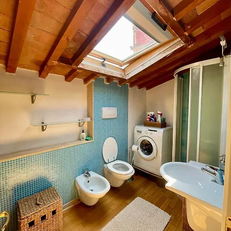 Apartment Luminosa Mansarda Vicino Al Porto *